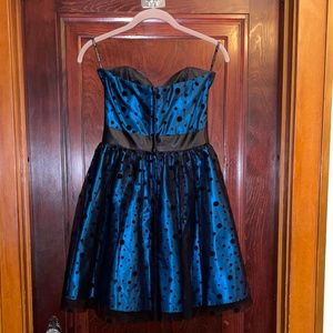 Jessica McClintock Homecoming/Prom/Semi Formal Dress JR size 3 Teal/Black